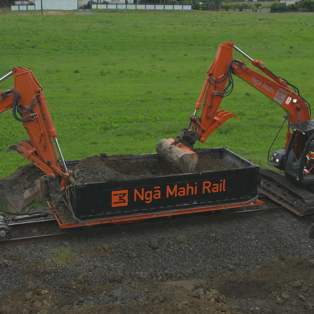 6m-Bin-For-Carting-Loose-Materials