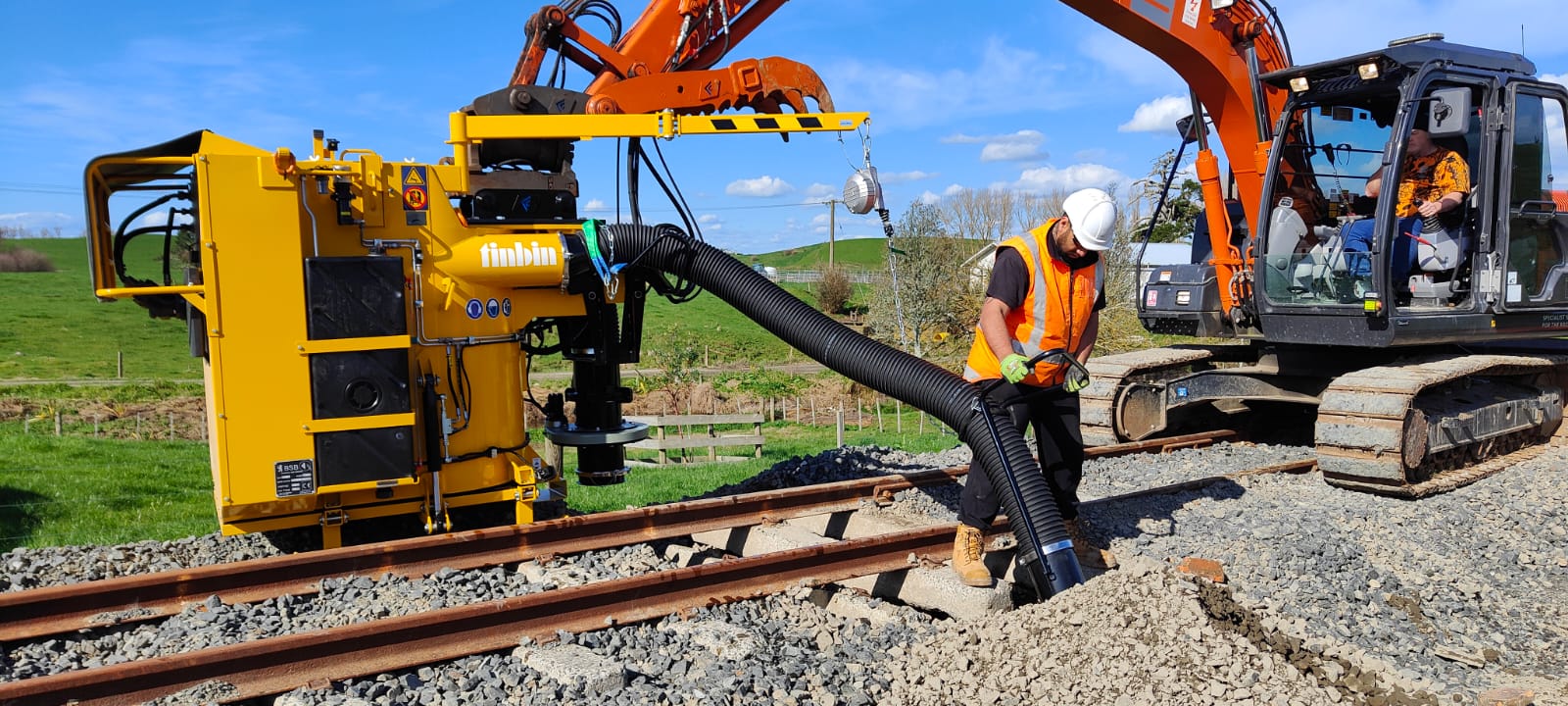 Tinbin TC2 Dry Vac Excavator Attachment NZ